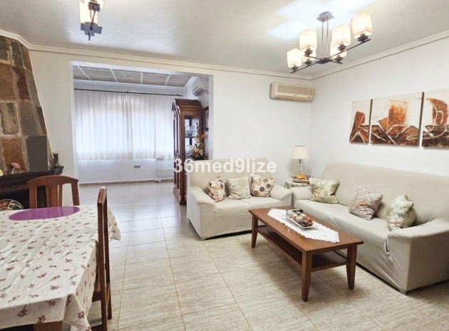Återförsäljning - Villa - Los Alcazares - Los Alcazares Centro