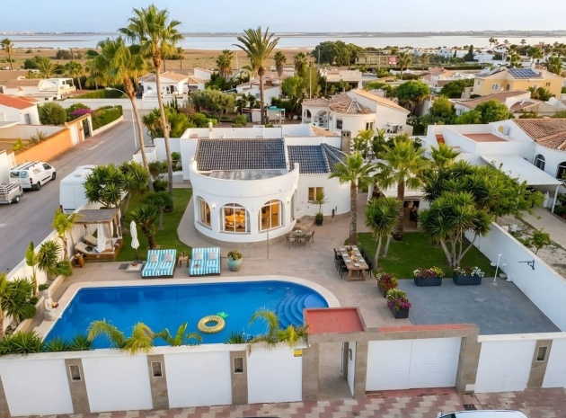Wiederverkauf - Villa - Torrevieja - Torrevieja Centro