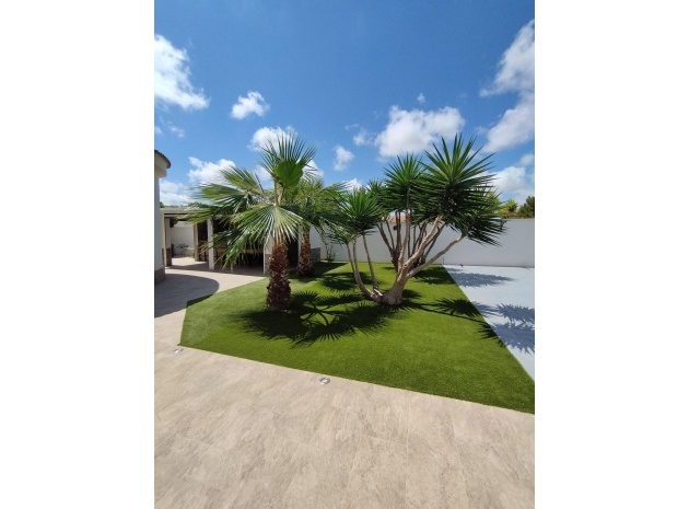 Wiederverkauf - Villa - Torrevieja - Torrevieja Centro