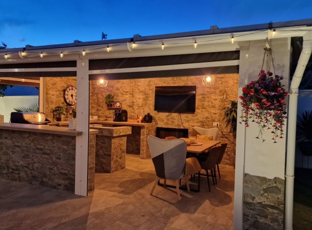 Wiederverkauf - Villa - Torrevieja - Torrevieja Centro