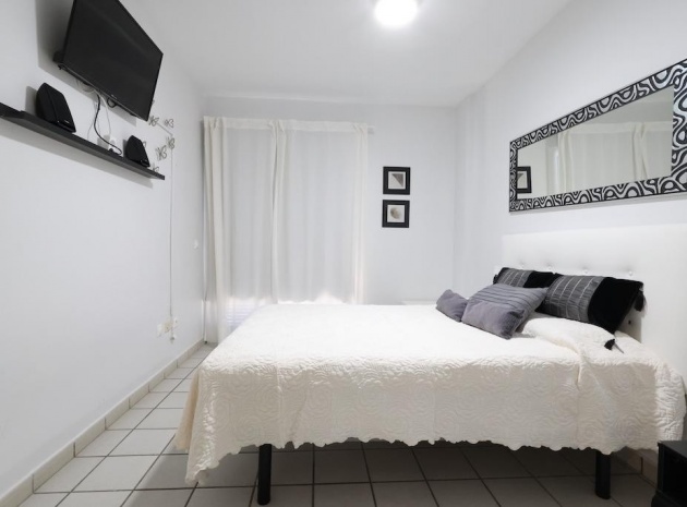 Återförsäljning - Lägenhet - Orihuela - Orihuela Costa