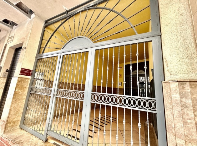 Wederverkoop - Appartement - Torrevieja - Torrevieja Centro