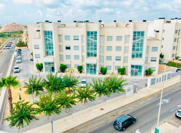 Återförsäljning - Lägenhet - Orihuela - Orihuela Costa