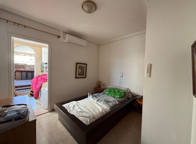 Återförsäljning - Lägenhet - Torrevieja - Torrevieja Centro