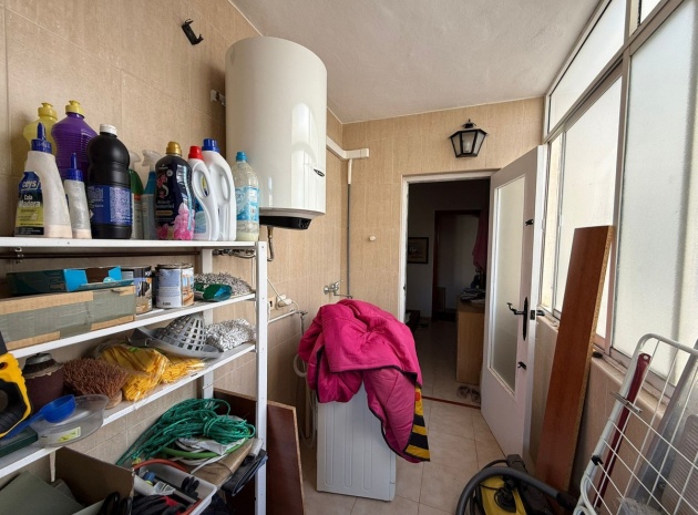 Återförsäljning - Lägenhet - Torrevieja - Torrevieja Centro