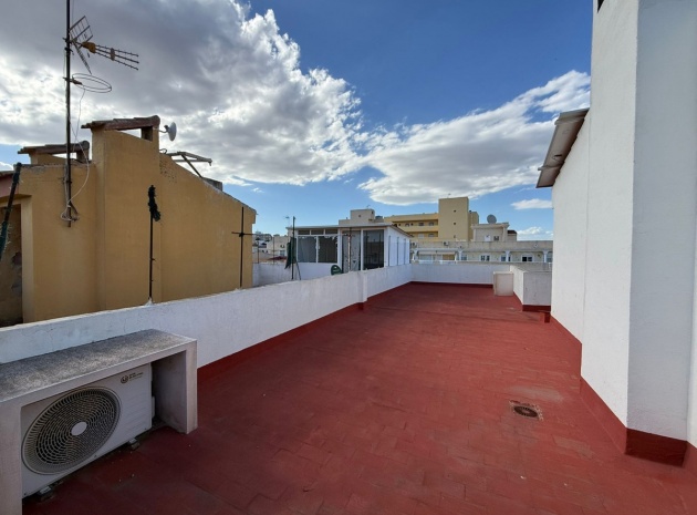 Återförsäljning - Lägenhet - Torrevieja - Torrevieja Centro