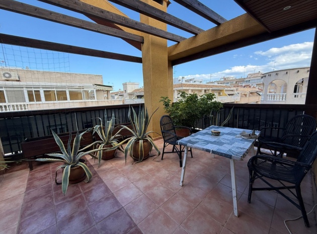Återförsäljning - Lägenhet - Torrevieja - Torrevieja Centro