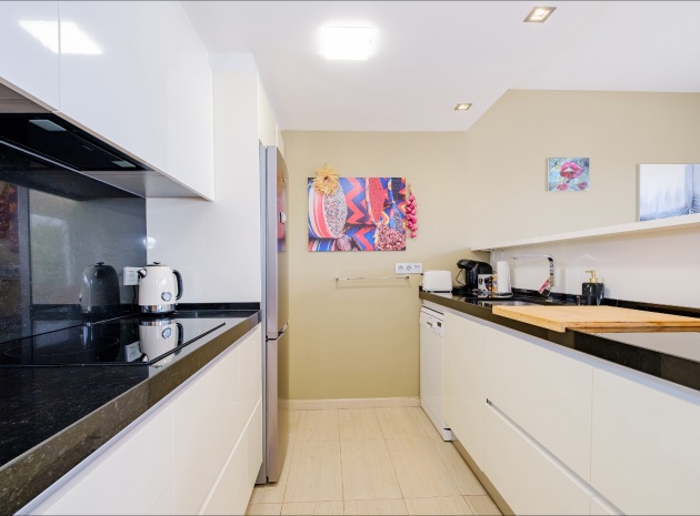 Resale - Apartment - Punta Prima - Res. El Mirador