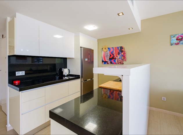 Resale - Apartment - Punta Prima - Res. El Mirador