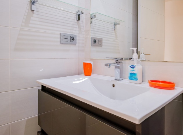 Resale - Apartment - Punta Prima - Res. El Mirador
