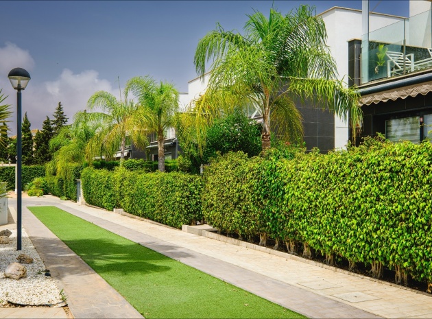 Resale - Apartment - Punta Prima - Res. El Mirador