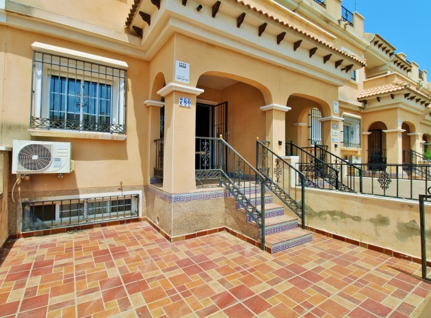 Revente - Maison de ville - Villamartin - entre golf