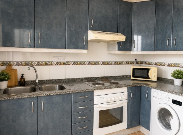 Resale - Apartment - La Zenia - amapolas