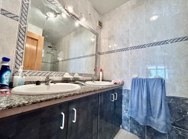 Resale - Apartment - La Zenia - amapolas