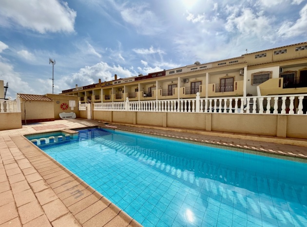 Resale - Apartment - La Zenia - amapolas