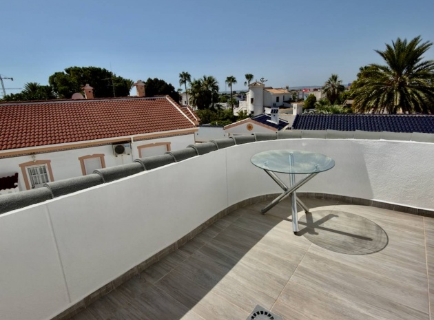 Återförsäljning - Villa - Ciudad Quesada