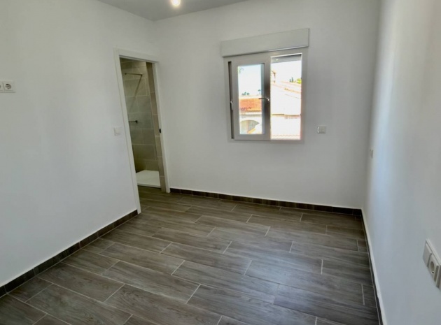 Återförsäljning - Villa - Ciudad Quesada