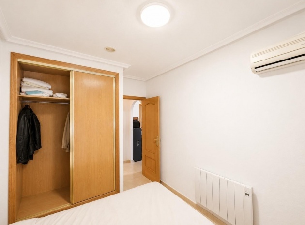 Wiederverkauf - Wohnung - Torrevieja - Playa Del Cura