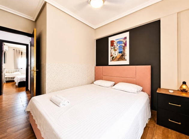 Wiederverkauf - Wohnung - Torrevieja - Aguas Nuevas