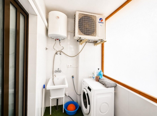 Wiederverkauf - Wohnung - Torrevieja - Aguas Nuevas