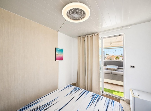Wiederverkauf - Wohnung - Torrevieja - Aguas Nuevas
