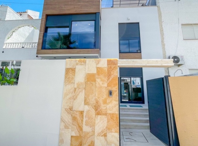 Återförsäljning - Villa - Torrevieja - Torrevieja Centro