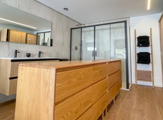 Återförsäljning - Villa - Torrevieja - Torrevieja Centro