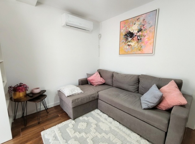 Resale - Townhouse - Torrevieja - Torrevieja Centro