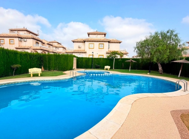 Wiederverkauf - Villa - Orihuela - Orihuela Costa