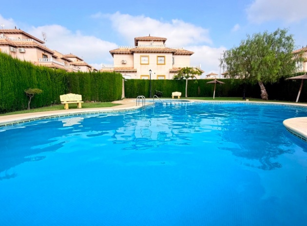 Wiederverkauf - Villa - Orihuela - Orihuela Costa