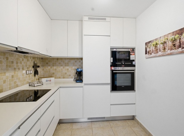 Wiederverkauf - Wohnung - Torrevieja - Torrevieja Centro