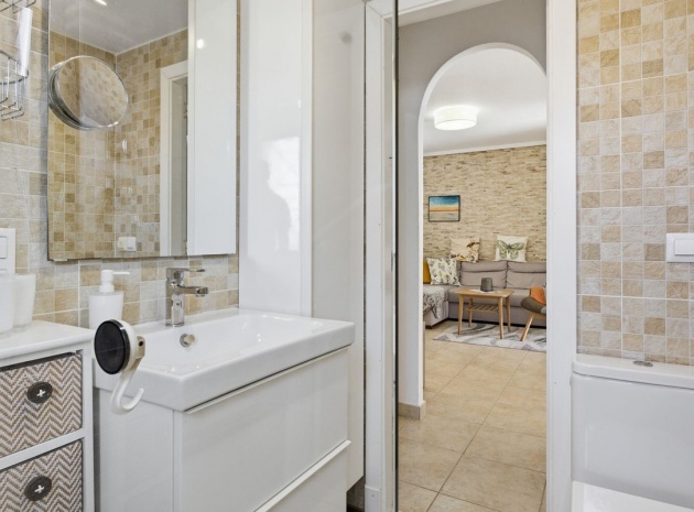 Wiederverkauf - Wohnung - Torrevieja - Torrevieja Centro