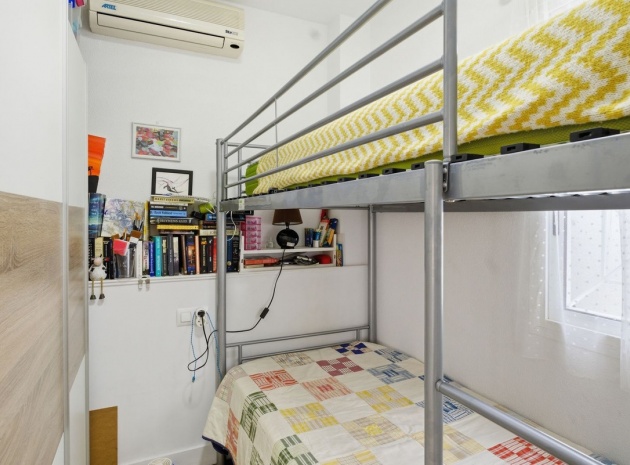 Wiederverkauf - Wohnung - Torrevieja - Torrevieja Centro