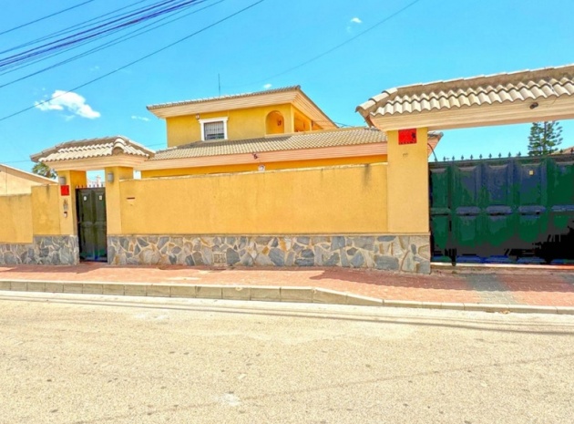 Wiederverkauf - Villa - Torrevieja - Torrevieja Centro