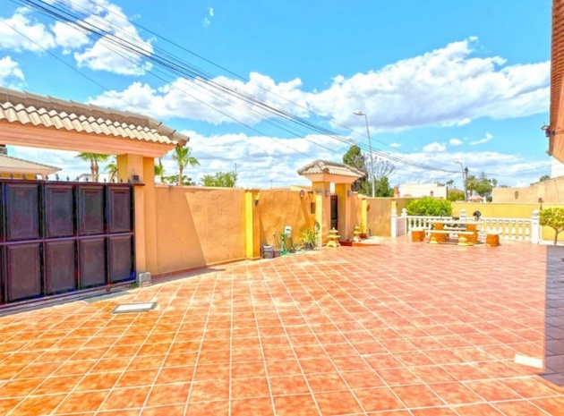 Wiederverkauf - Villa - Torrevieja - Torrevieja Centro