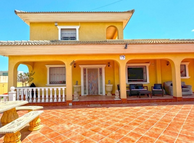 Wiederverkauf - Villa - Torrevieja - Torrevieja Centro