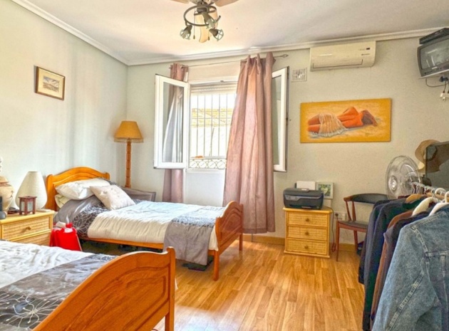 Wiederverkauf - Villa - Torrevieja - Torrevieja Centro