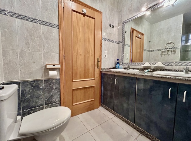 Wiederverkauf - Wohnung - Orihuela - La Zenia