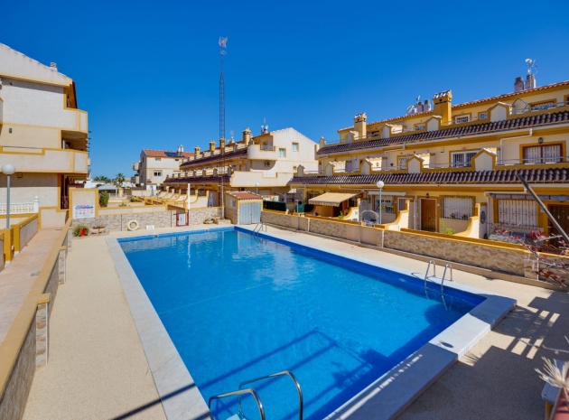 Resale - Townhouse - Playa Flamenca - las chismosas