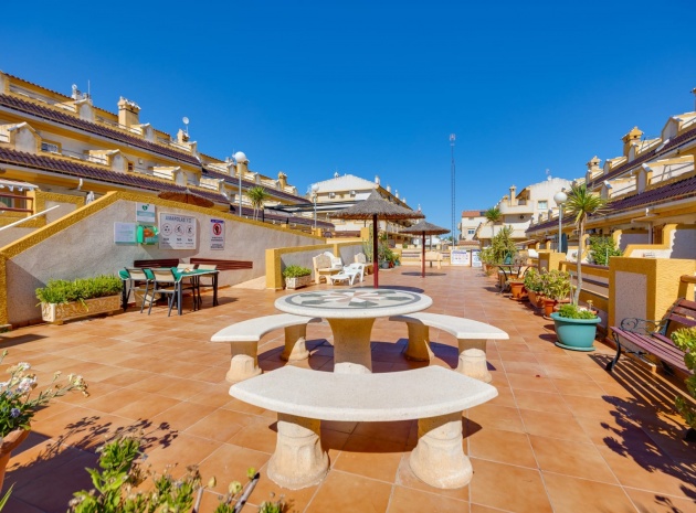 Resale - Townhouse - Playa Flamenca - las chismosas