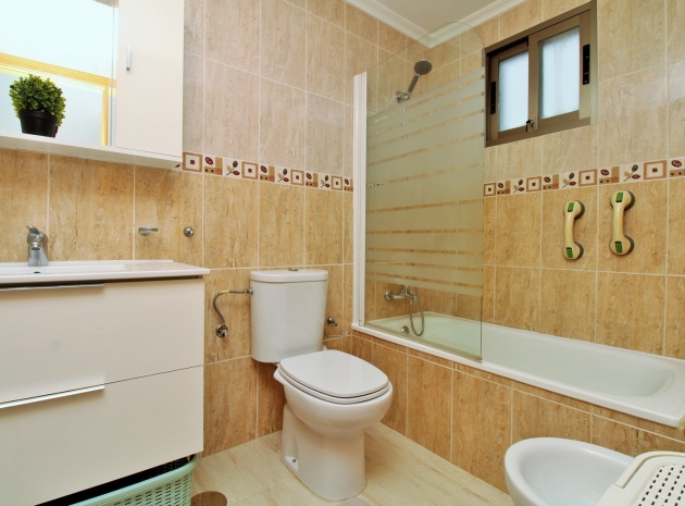 Resale - Apartment - San Miguel de Salinas - Res. Angelina