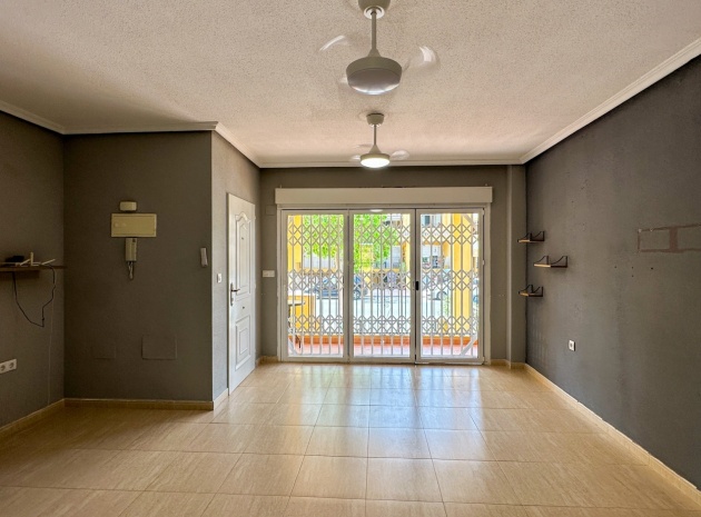 Revente - Appartement - Daya Nueva