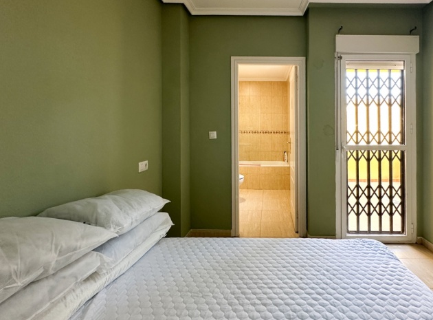 Revente - Appartement - Daya Nueva