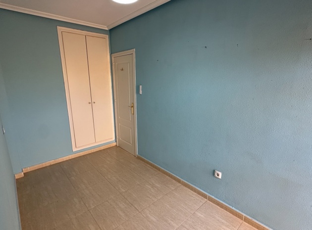 Revente - Appartement - Daya Nueva