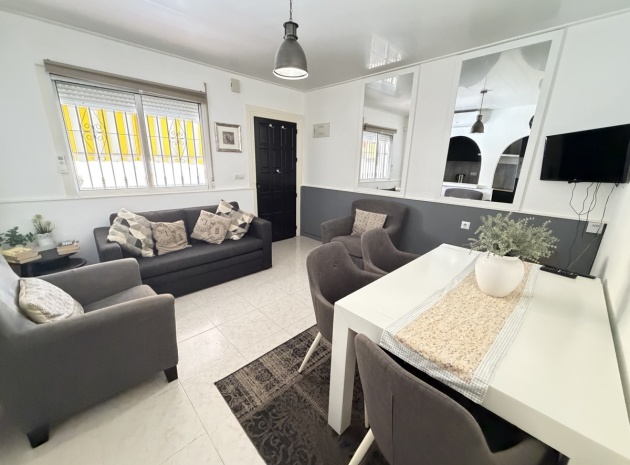 Resale - Apartment - Villamartin - lomas del golf