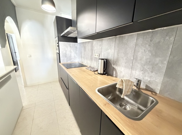 Resale - Apartment - Villamartin - lomas del golf
