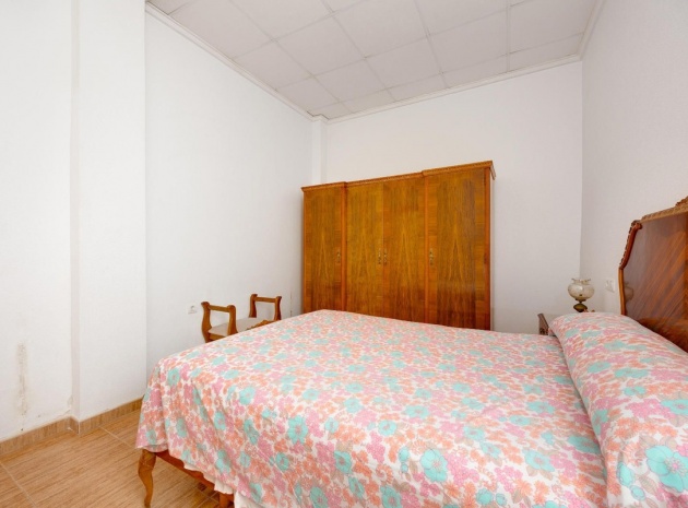 Återförsäljning - Lägenhet - Torrevieja - Playa Del Cura