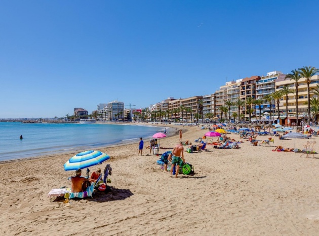 Återförsäljning - Lägenhet - Torrevieja - Playa Del Cura