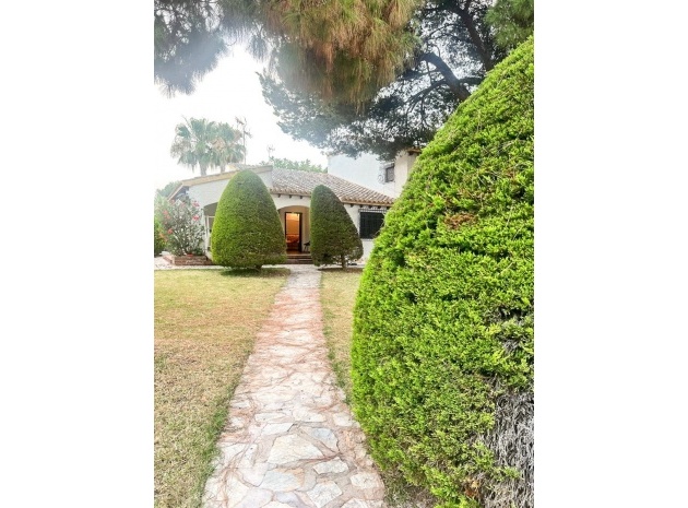 Wiederverkauf - Villa - Orihuela - Punta Prima