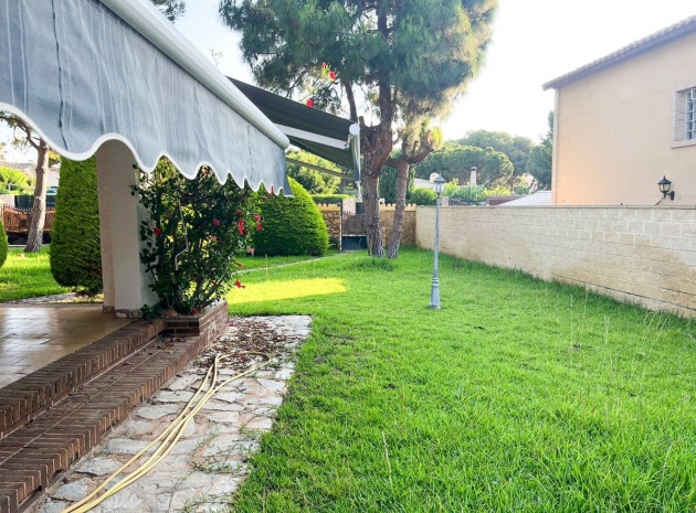 Wiederverkauf - Villa - Orihuela - Punta Prima